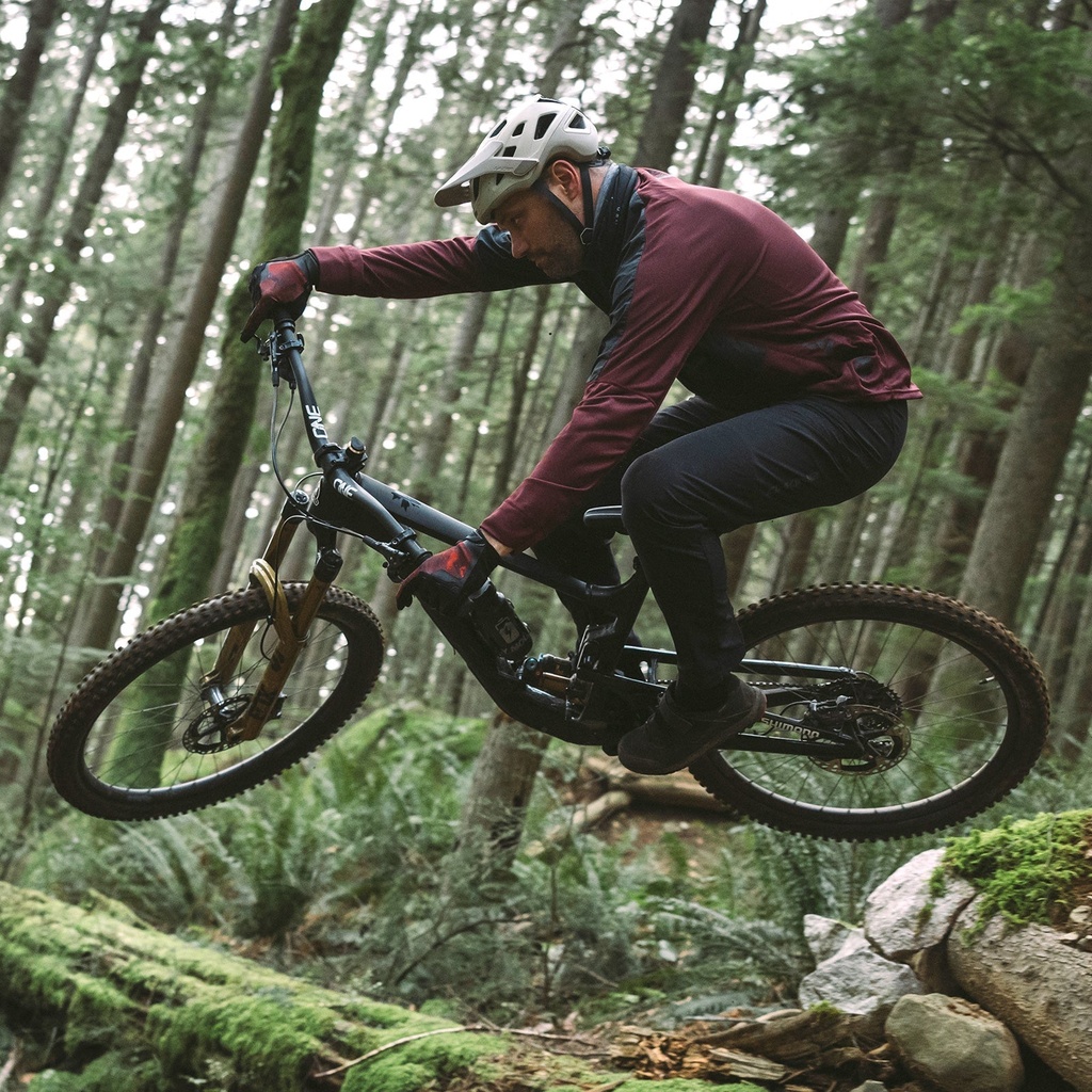 OneUp v2-carbon-handlebar image 53649656971636